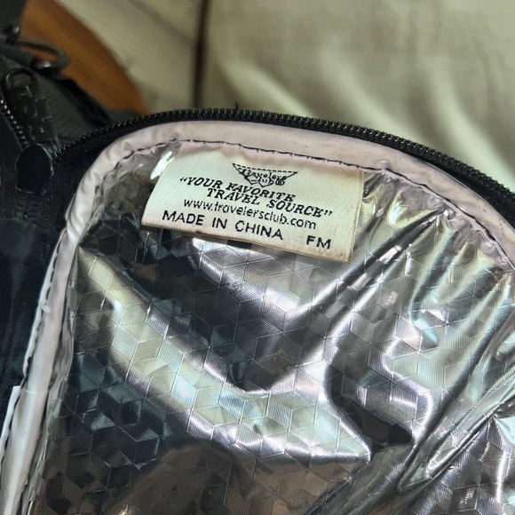 Travelers Club Lunch bag/cooler golf Club Mini Clip on Bag black gray pockets - Picture 8 of 9